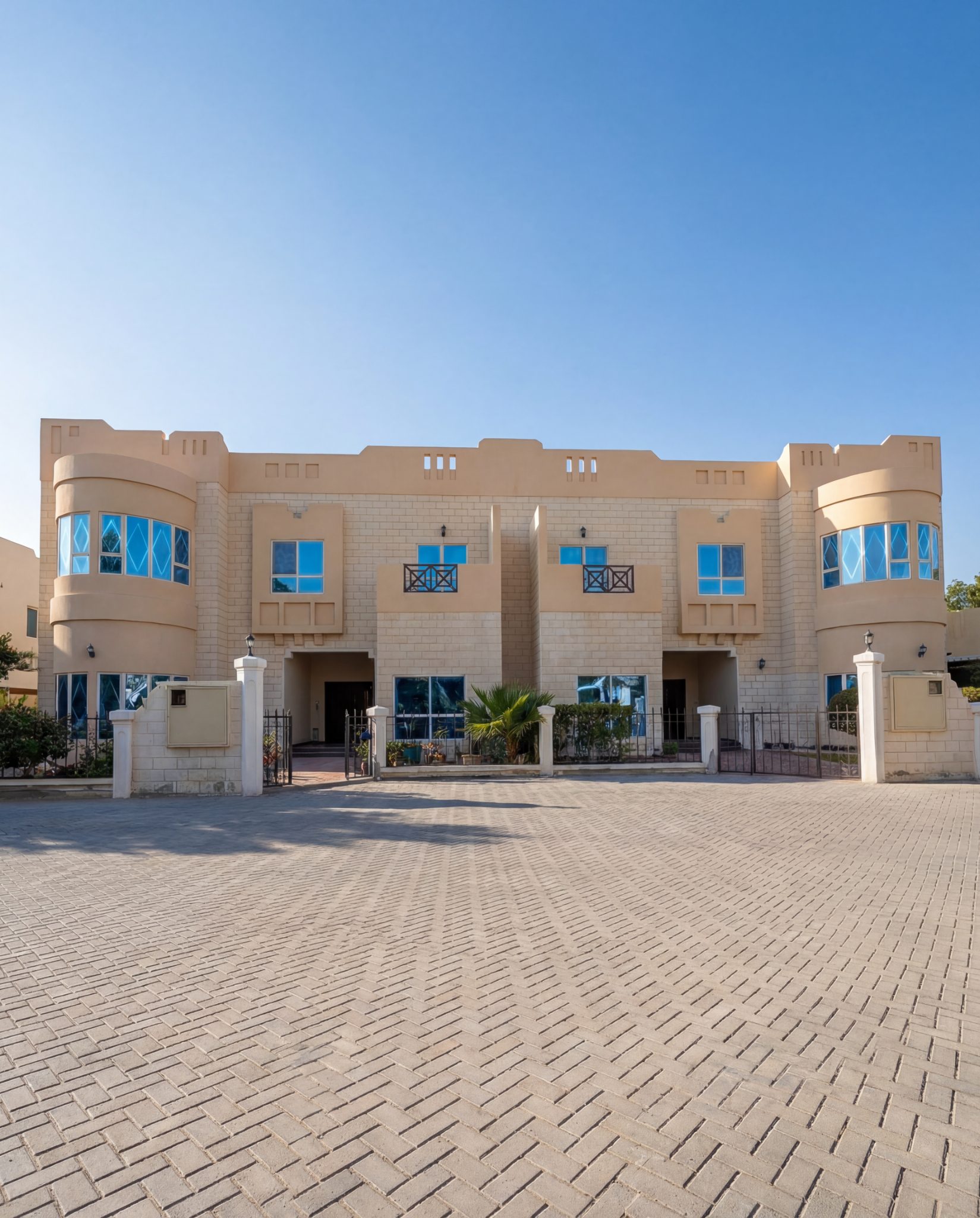 JBC 1 villa compound